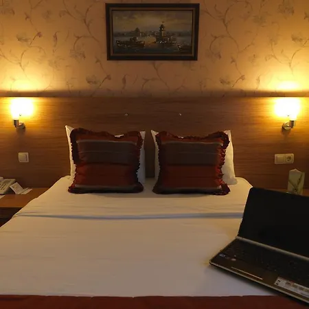 Hotel Beynova 4*